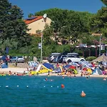Apartman Lovely In Sveti Filip i Jakov
