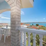 Apartman Lovely In Sveti Filip i Jakov