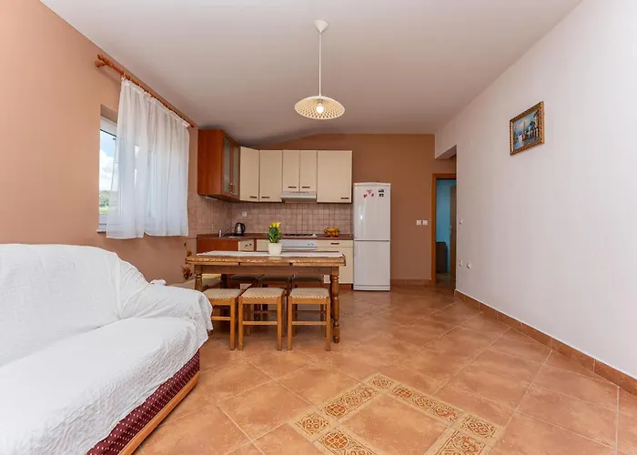 Lovely In Апартаменты